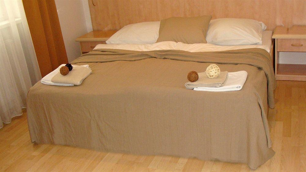 Hotel Nabucco Praag Buitenkant foto