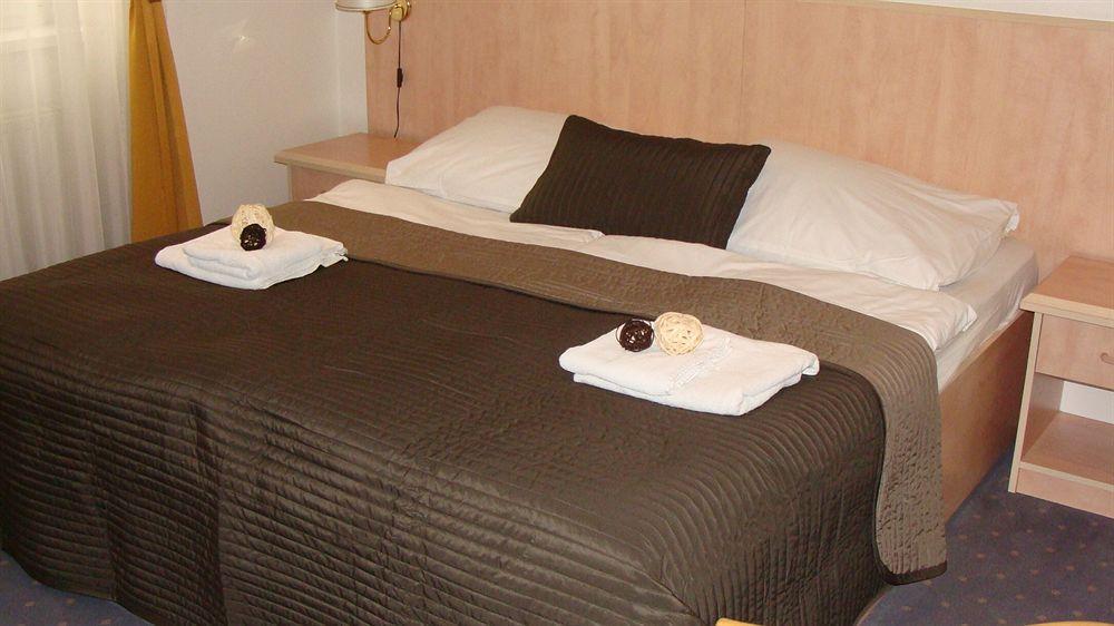 Hotel Nabucco Praag Buitenkant foto