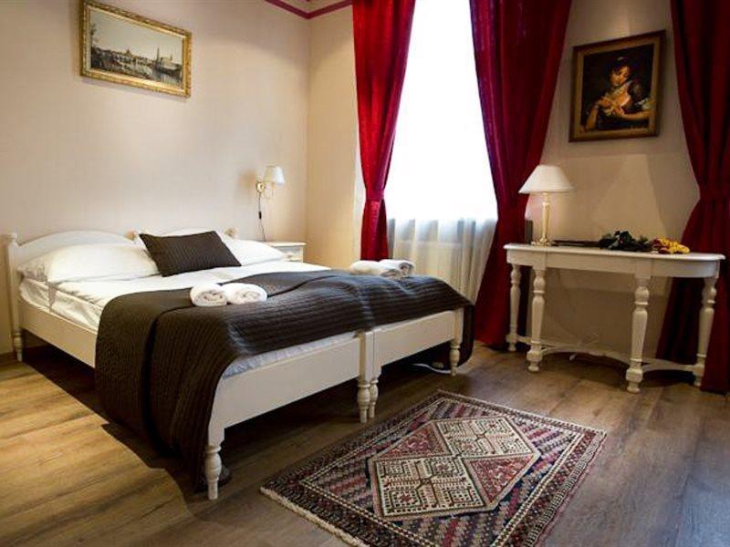 Hotel Nabucco Praag Buitenkant foto