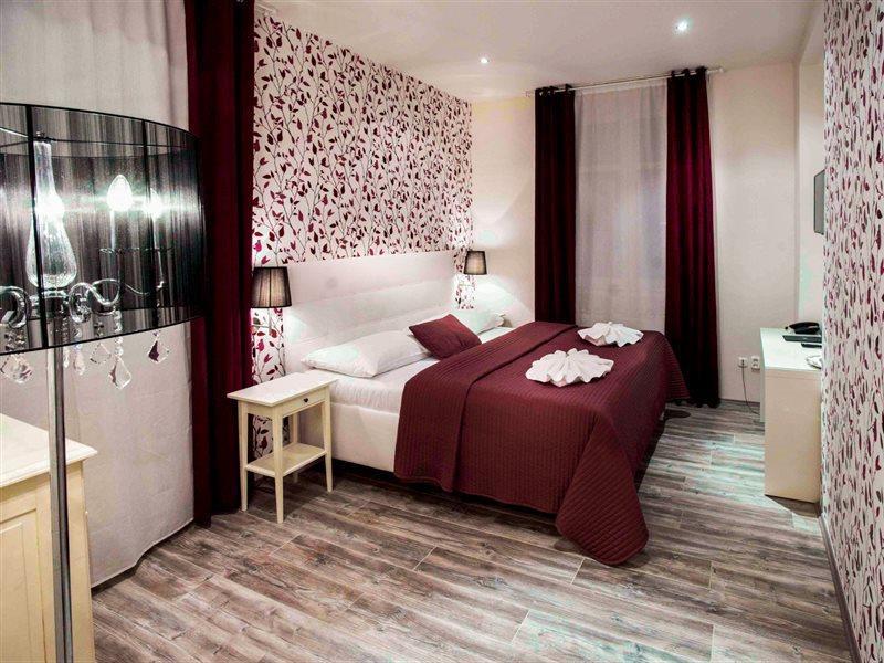 Hotel Nabucco Praag Buitenkant foto