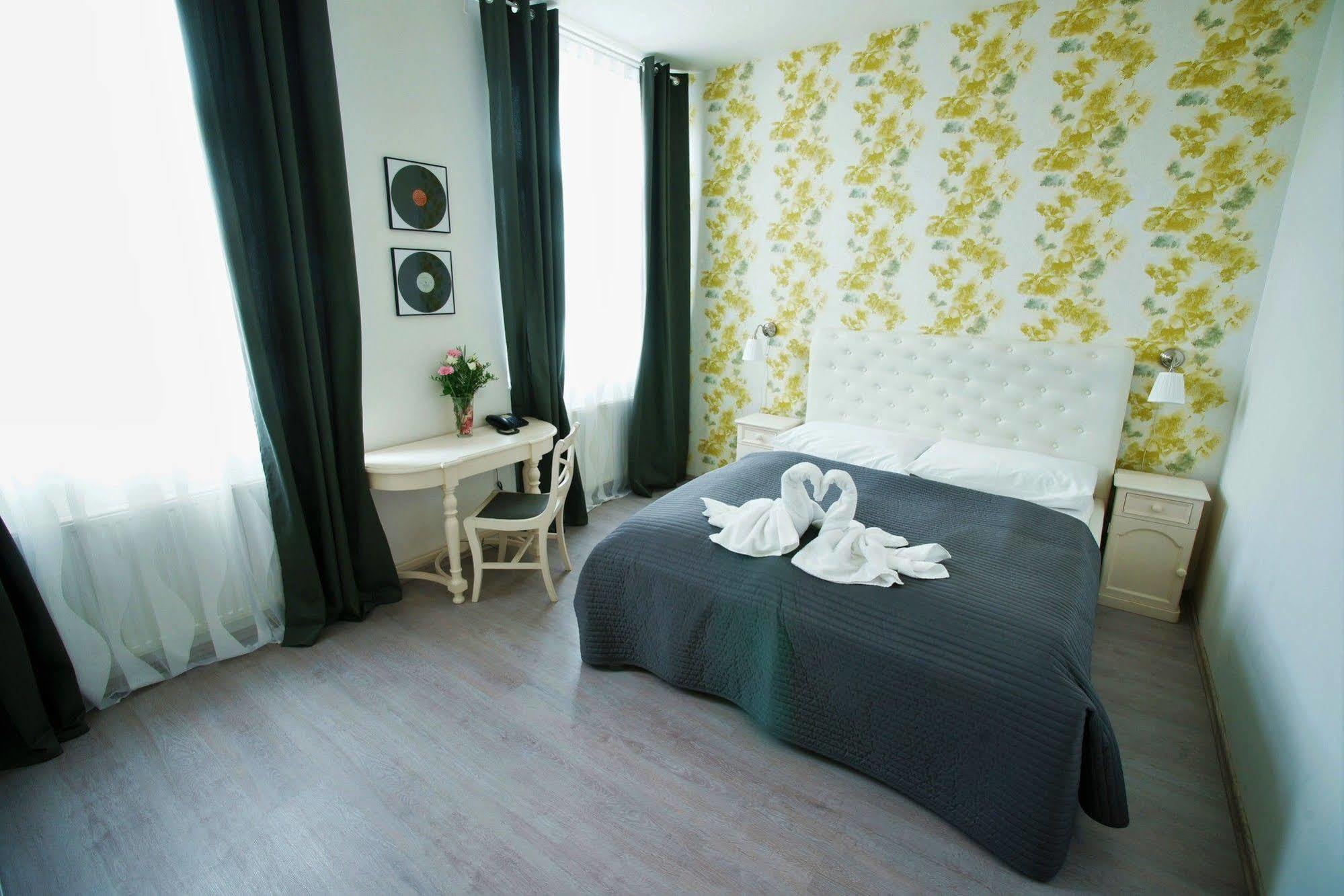 Hotel Nabucco Praag Buitenkant foto