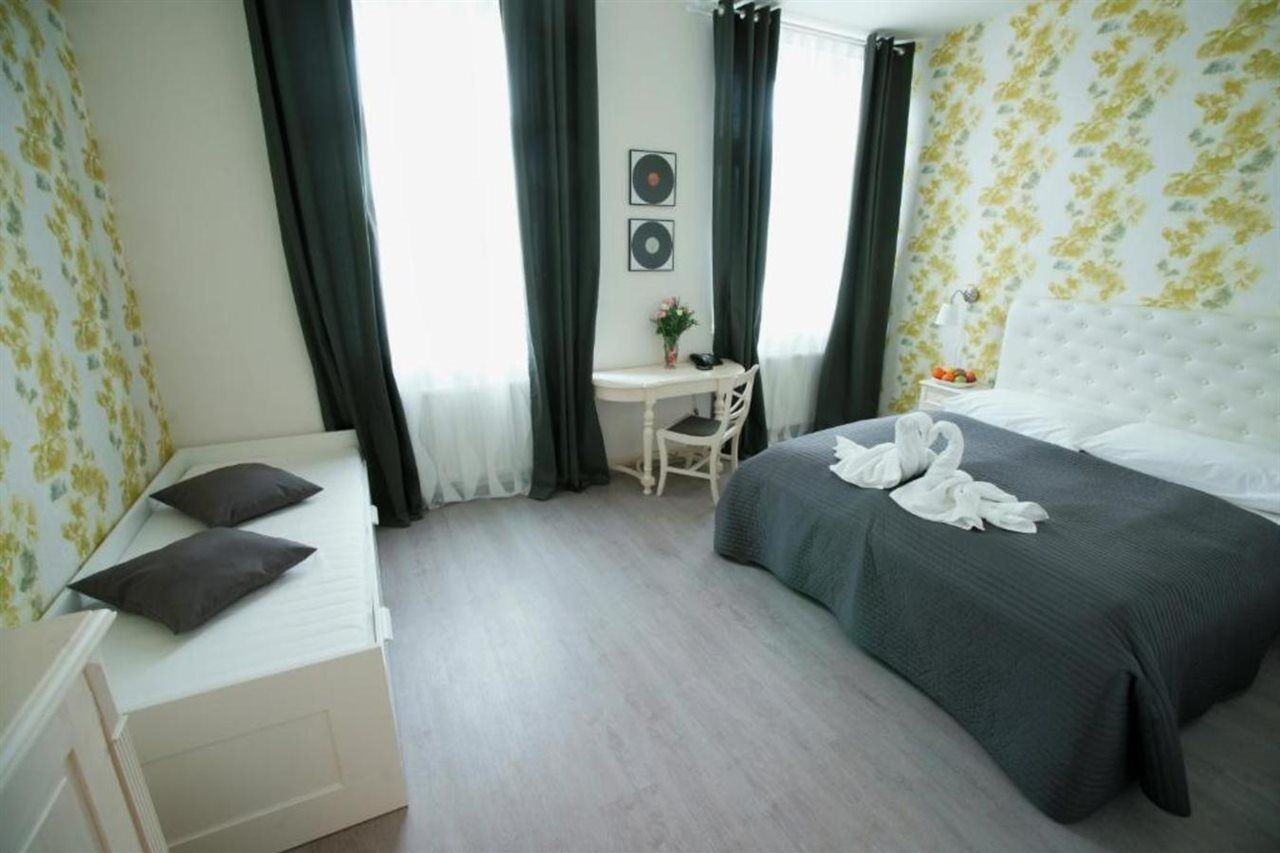 Hotel Nabucco Praag Buitenkant foto